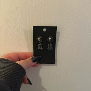 Mini western earrings